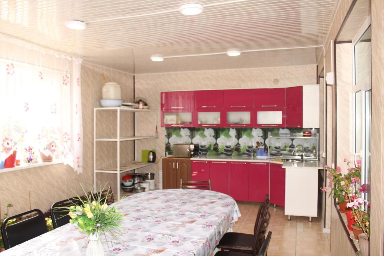 Guest House Jamal Naryn Экстерьер фото