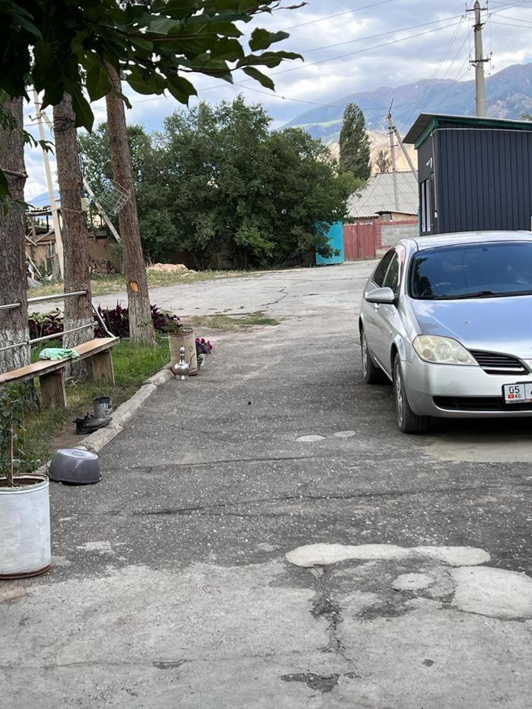 Guest House Jamal Naryn Экстерьер фото
